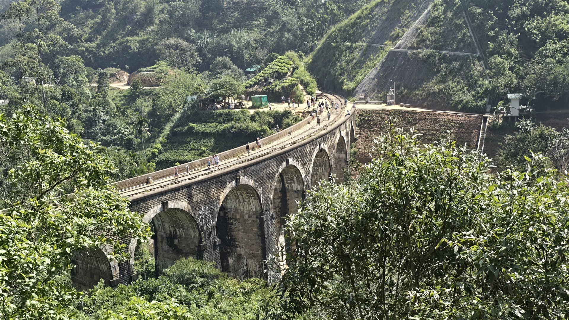 Neun-Bogen-Brücke in Ella, Sri Lanka